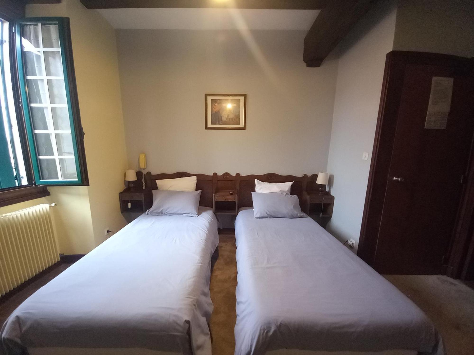 Hotel Arocena Saint-Pee-sur-Nivelle Ngoại thất bức ảnh
