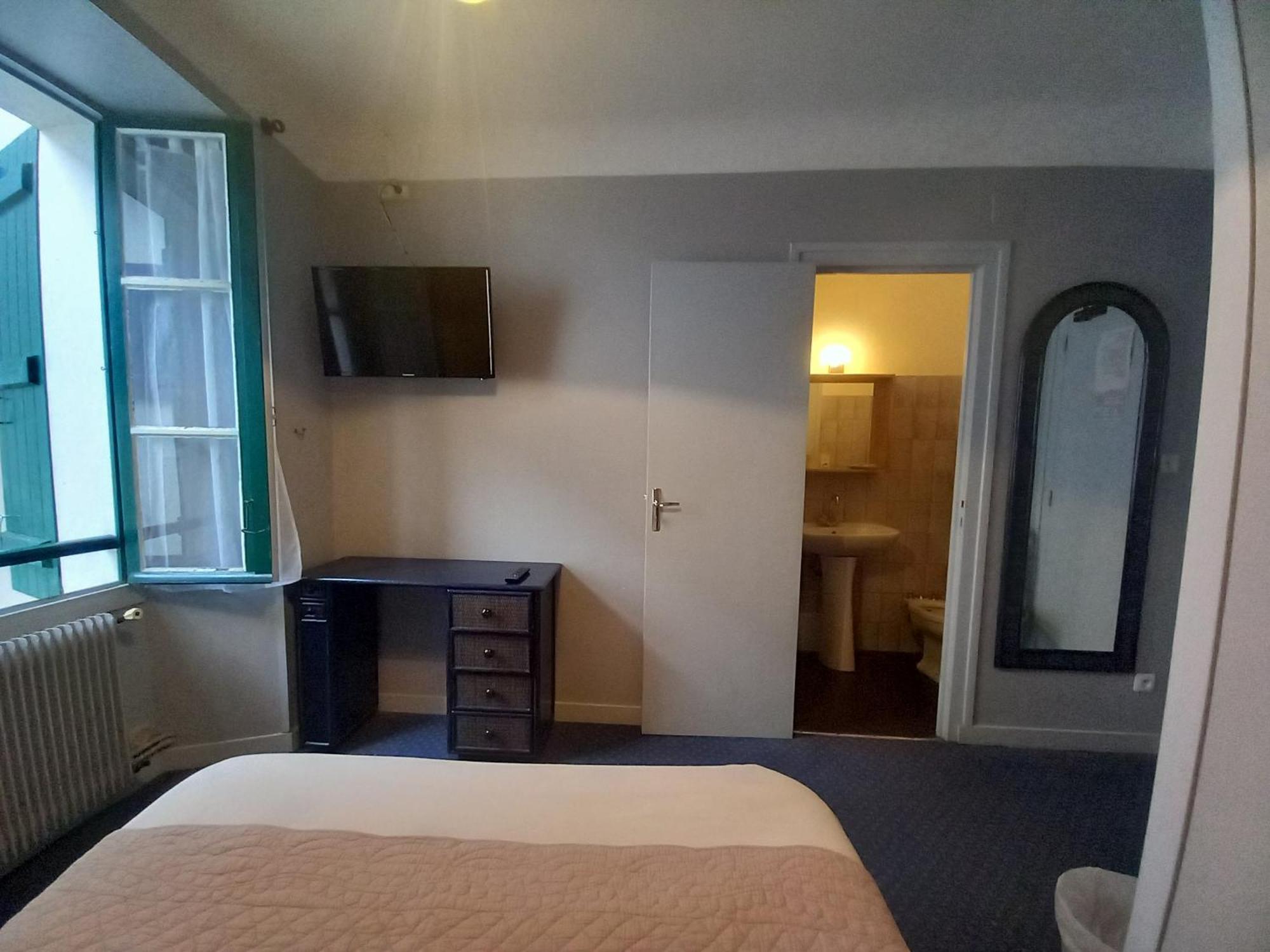 Hotel Arocena Saint-Pee-sur-Nivelle Ngoại thất bức ảnh