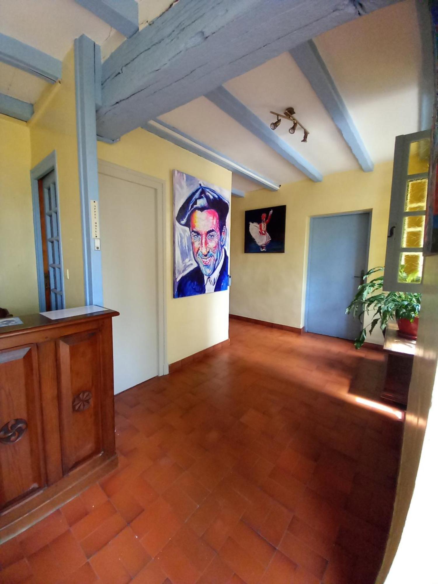 Hotel Arocena Saint-Pee-sur-Nivelle Ngoại thất bức ảnh